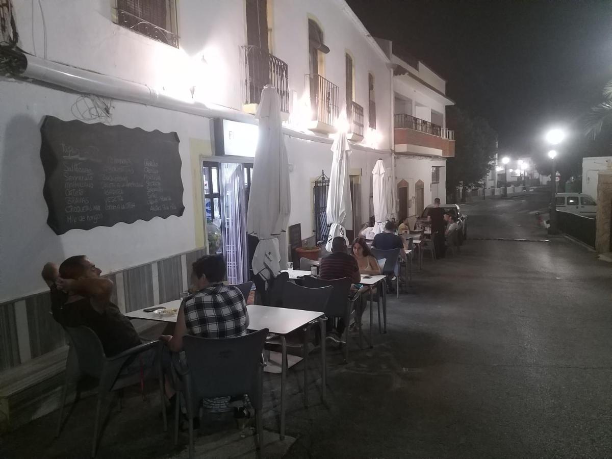 Abrucena Pension La Fuente מראה חיצוני תמונה
